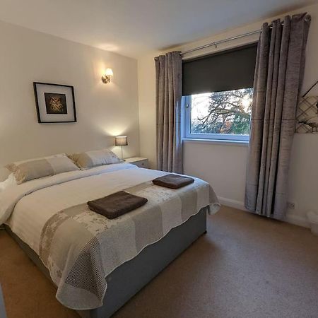 Two Bedroom Flat In Bridge Of Allan, Stirling Buitenkant foto